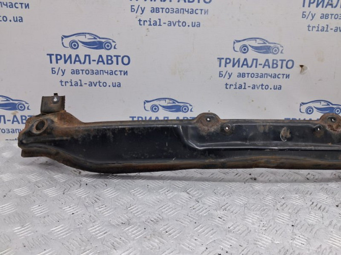 Усилитель бампера передний Mitsubishi L200 KB 2.5 DIESEL 4D56 2006 (б/у) Київ - зображення 2
