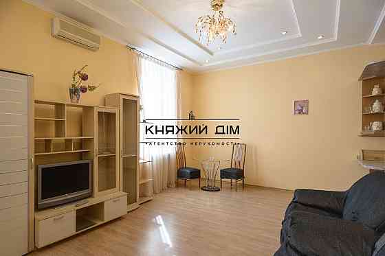 Оренда 3-кімнатної квартири по вул. Хрещатик, Шевченківський район, код № 11203684 Київ