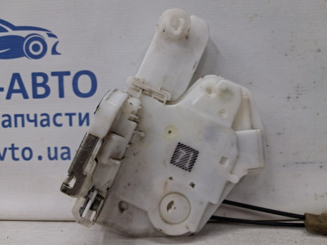 Замок двери передний правый Mitsubishi ASX GA 1.8 DIESEL 4N13 2010 (б/у) Киев - изображение 2