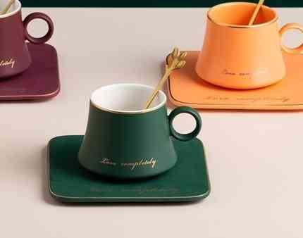 Кружка з блюдцем та ложкою 11429 180 мл зелена Киев