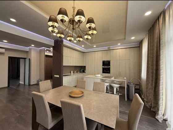 Продам 3к квартиру 130м2 в Приднепровске Дніпро