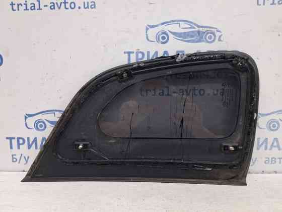 Стекло в кузов заднее правое Hyundai Tucson JM 2.0 DIESEL D4EA 2004 (б/у) Киев