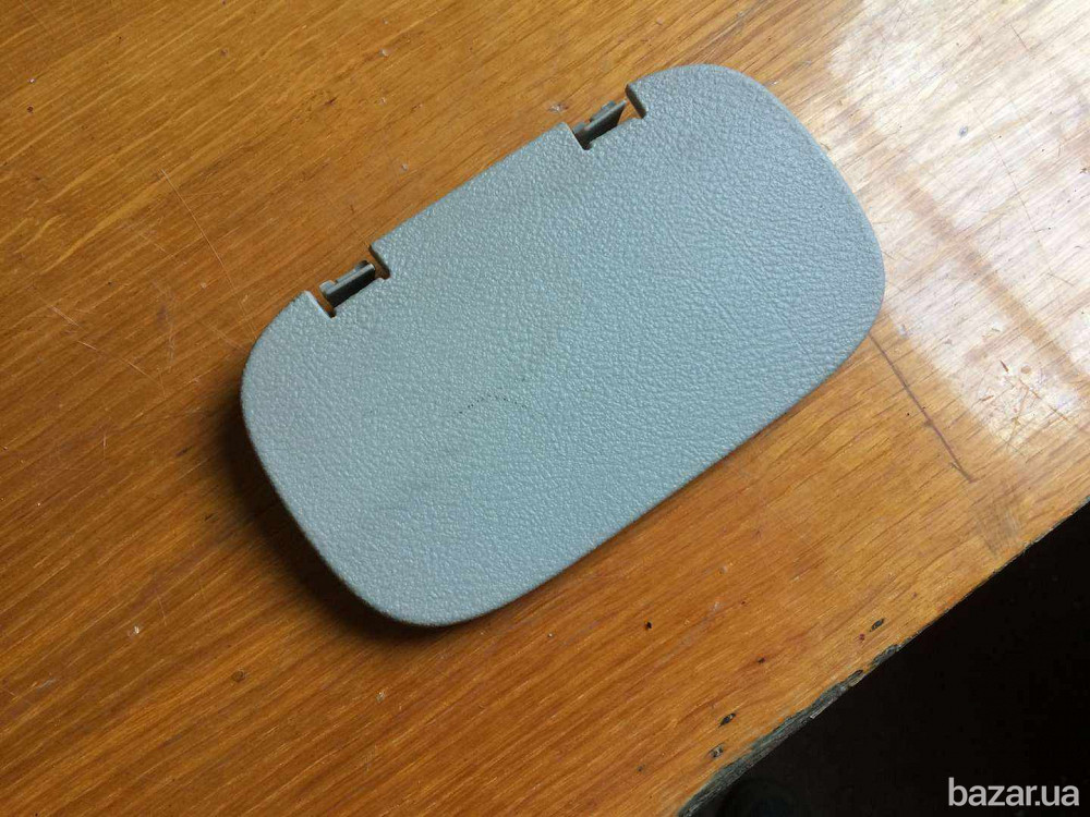 Б/у заглушка карты крышки багажника Renault Laguna 2, 8200107322, лифтбек, Рено Лагуна 2 Кропивницький - зображення 1