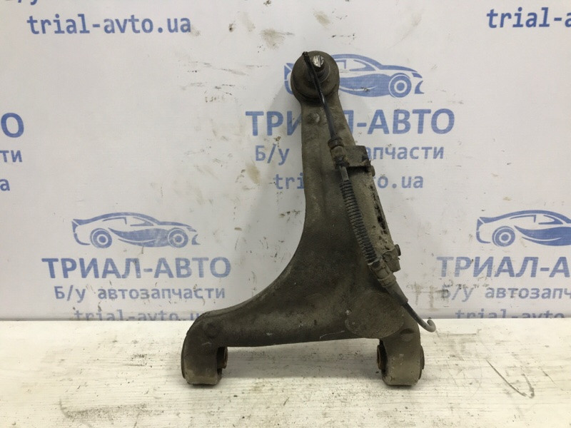 Рычаг задний поперечный Hyundai Santa fe CM 2.7 БЕНЗИН G6EA 2005 прав. (б/у) Киев - изображение 1