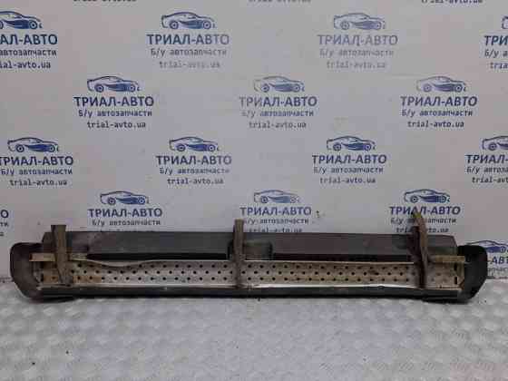 Подножка Mitsubishi Pajero Wagon 3 3.2 ДИЗЕЛЬ 4M41 1999 прав. (б/у) Киев