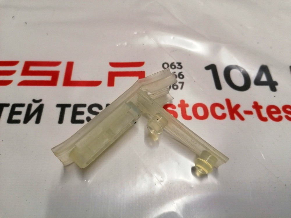 Изолятор силиконовый листа защитного металлического корпуса основной батареи Tesla model X, model S Київ - зображення 3