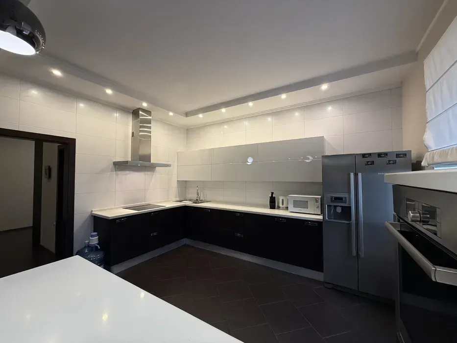 ОРЕНДА: Вишукана 3 кімн. з паркінгом Златоустівська, Чорновола, Дмитрівська + підземний паркінг Київ - зображення 3