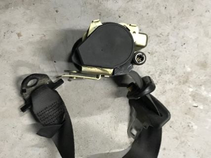 Бу ремень безопасности Renault Laguna 2, 8200127850, 8200280151 задний правый, черная фишка. Кропивницкий - изображение 1