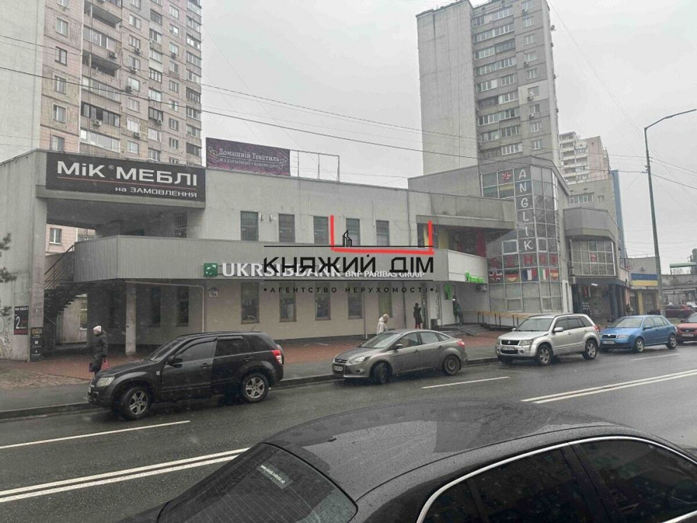 Оренда приміщення м. Позняки. Фасадні вікна і вхід. Київ - зображення 1