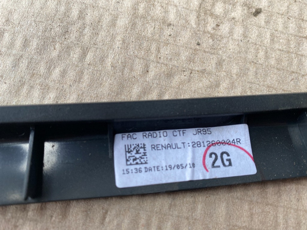 Накладка рамка магнитолы Renault Scenic III 2009-2016 (281260001R) Ковель - изображение 3