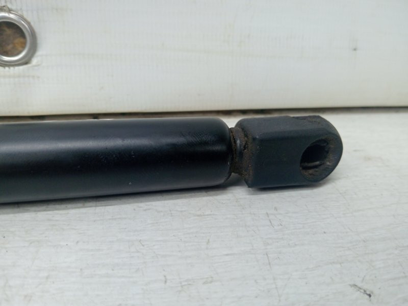 Амортизатор крышки багажника SsangYong Rexton Y250 2.7 D27DT 2006 (б/у) Київ - зображення 3