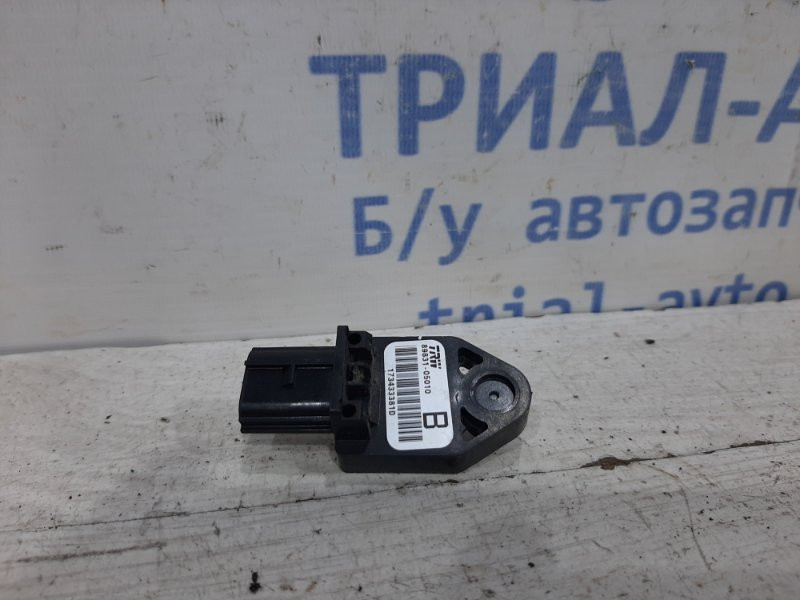 Датчик удара Toyota Avensis 2002-2010 8983105010 (Арт. 26506) Киев - изображение 1