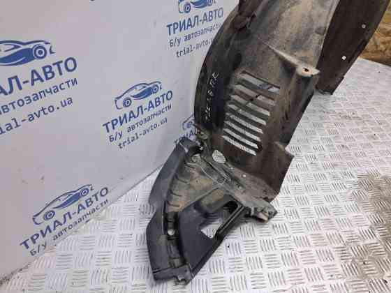 Подкрылок передний правый Toyota Avensis T25 1.8 БЕНЗИН 1ZZFE 2002 (б/у) Київ