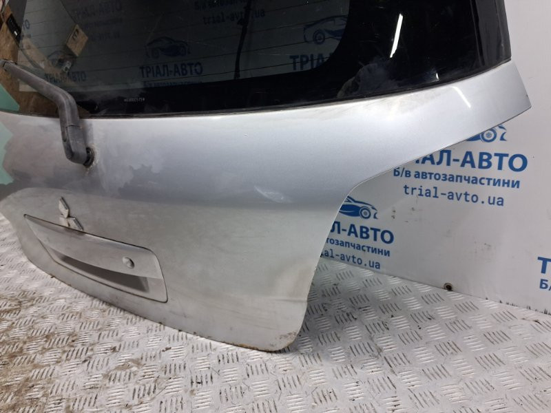 Крышка багажника Рестайлинг Mitsubishi Outlander CU 2.4 БЕНЗИН 4G69 2003 (б/у) Киев - изображение 5