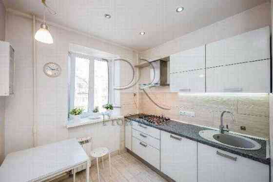 продажа 1-к квартира Киев, Соломенский, 57000 $ Киев