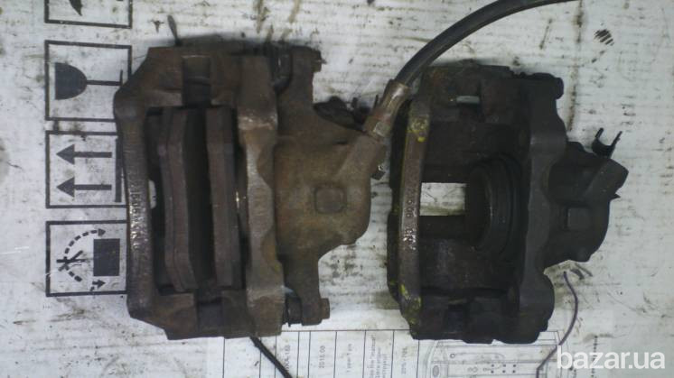 Суппорт передний правый 357615124ax Ауди-100,86г.в. Cn2/1505 оригинал Вінниця - зображення 1