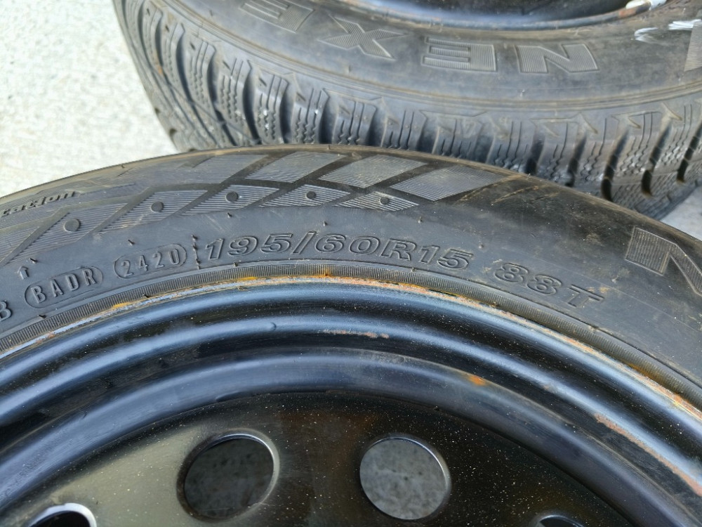 Диск с шиной 195/60 R15 Nexen Winguard Snow G WH2 Ford Fusion комплект Ковель - изображение 5