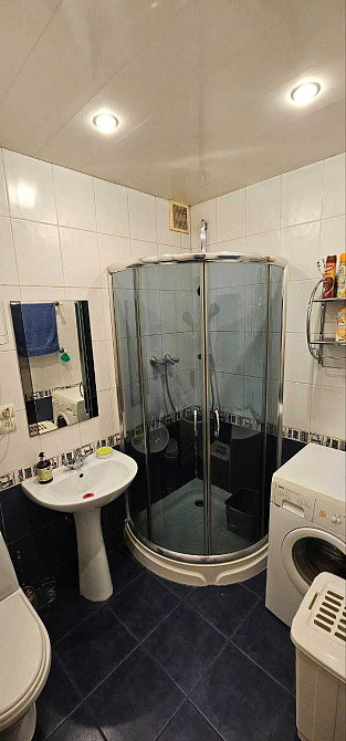 Сдам. 3-к.кв. 8/9, центр, Набережная Сичеславская Днепр - изображение 5