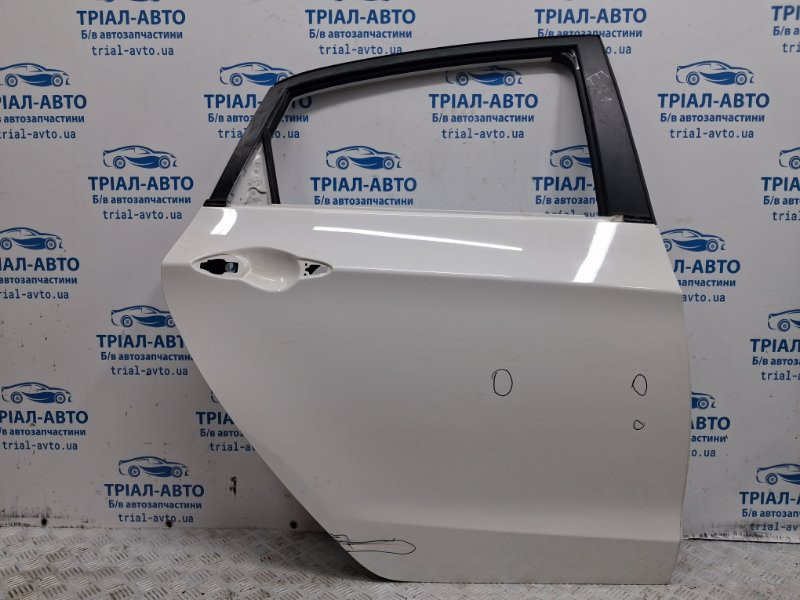 Дверь задняя правая Hyundai I30 GD 1.6 DIESEL D4FB 2011 (б/у) Київ - зображення 1
