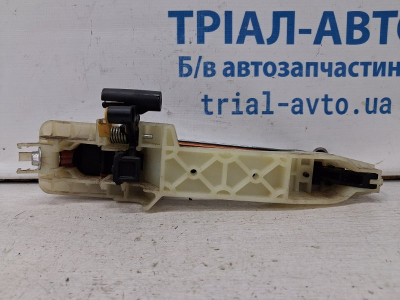 Ручка двери внешняя передняя левая SsangYong Korando C200 2.0 DIESEL D20DT 2010 (б/у) Київ - зображення 3