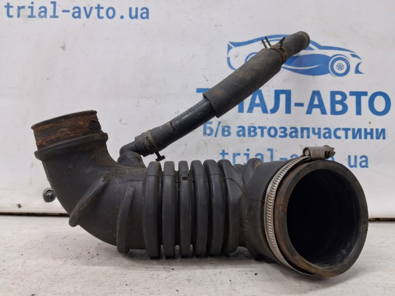 Патрубок воздушного фильтра Mitsubishi L200 KB 2.5 DIESEL 4D56 2006 (б/у) Київ - зображення 2