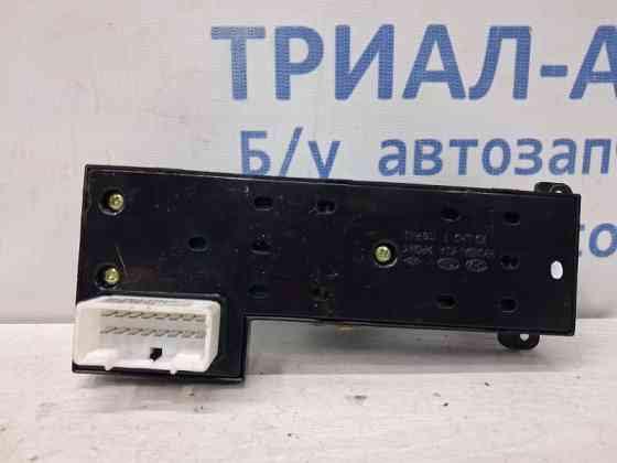 Блок управления стеклоподъемниками Hyundai I30 2007-2012 935702L100 (Арт. 78323) Киев