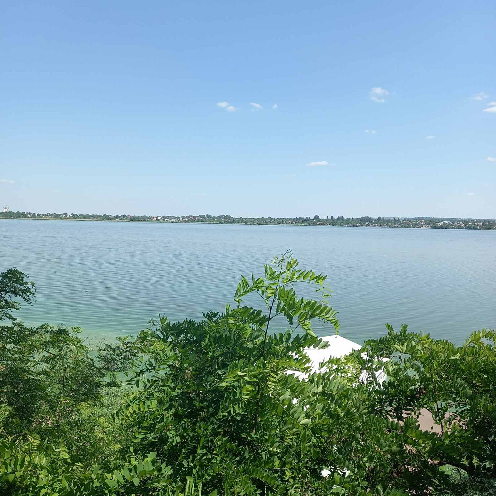 Продам дом в городе на берегу реки Днепр - изображение 1