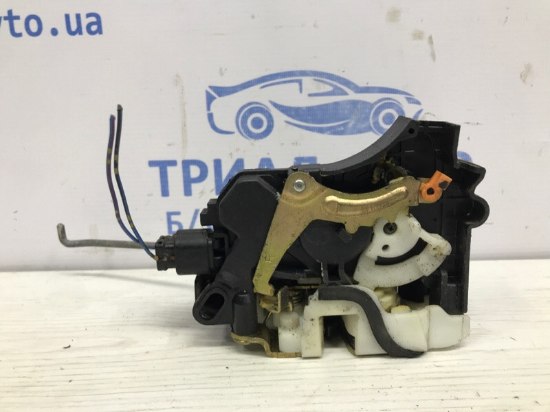 Замок двери передний правый Mitsubishi Outlander CU 2.4 БЕНЗИН 4G69 2003 (б/у) Киев - изображение 3