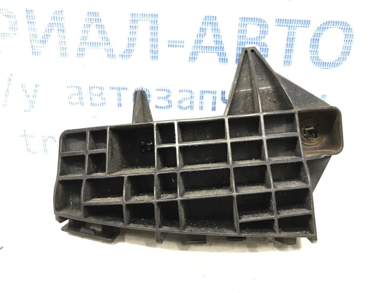 Кронштейн бампера задний правый Toyota Avensis T27 2.0 DIESEL 2009 (б/у) Київ - зображення 1