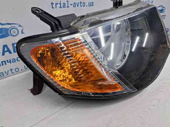 Фара правая Mitsubishi L200 KB 2.5 ДИЗЕЛЬ 4D56U 2006 (б/у) Київ