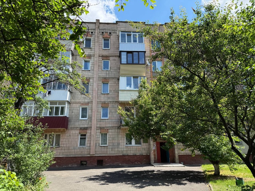 Продається 1 кімнатна квартира р-н 12 школа Рівне - зображення 1
