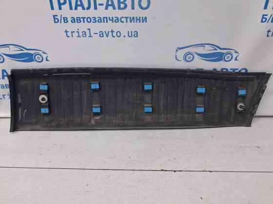 Накладка двери Jeep Cherokee KL 3.2 БЕНЗИН EHK 2013 задн. прав. (б/у) Київ