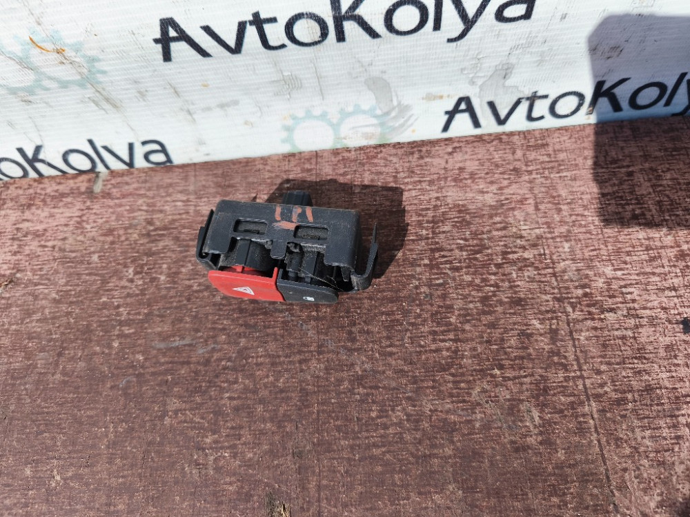 Кнопка аварийки Renault Megane III 2008-2015 (8200214896) Ковель - зображення 2