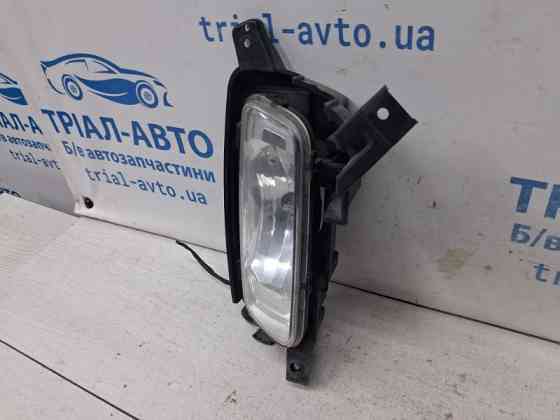 Фара противотуманная правая Kia Sorento XM 2.4 БЕНЗИН G4KJ 2009 (б/у) Киев