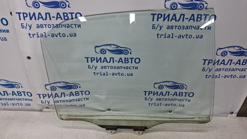 Стекло двери заднее правое Mitsubishi Lancer 9 1.6 БЕНЗИН 4G18 2003 (б/у) Киев - изображение 1