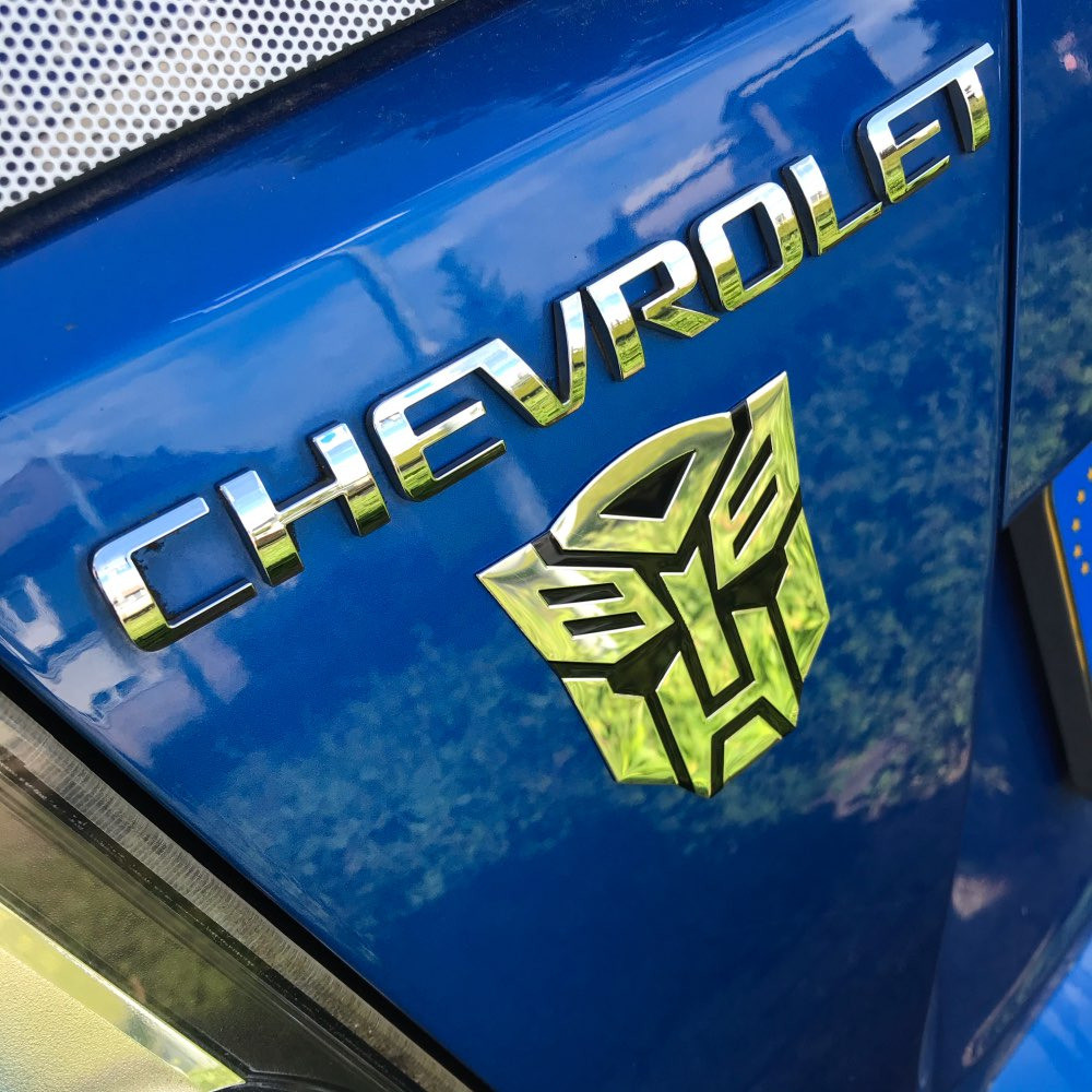 Наклейка на авто алюминиевая Трансформер Автобот Киев - изображение 2