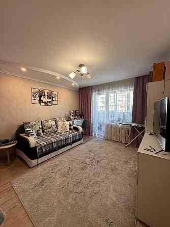 Однокімнатна, готова до проживання - з меблями та технікою Київ