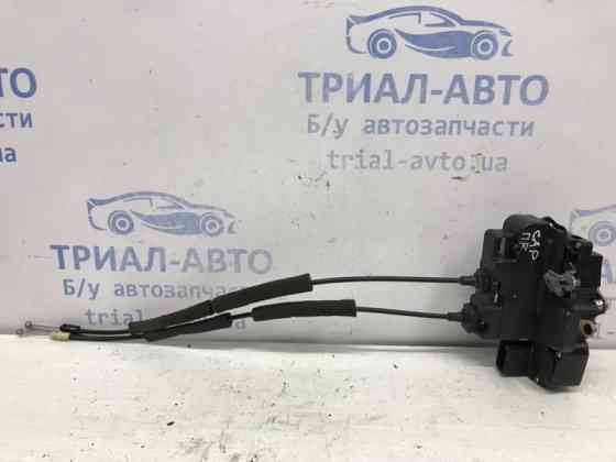Замок двери передний правый Chevrolet Captiva C140 2.2 ДИЗЕЛЬ 2006 (б/у) Київ