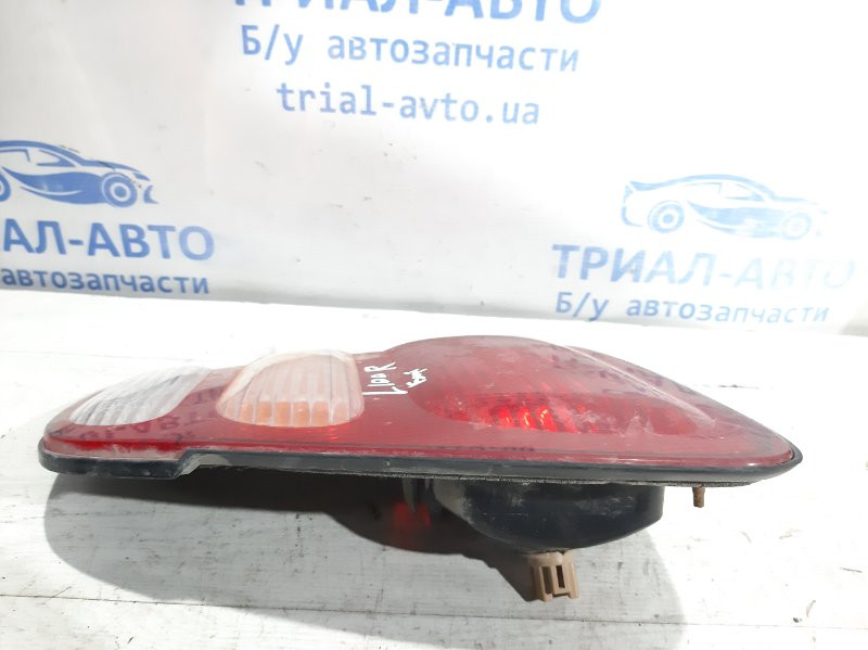 Фонарь задний внутренний правый Toyota Land Cruiser 1998-2007 8158160141 (Арт. 22278) Киев - изображение 2