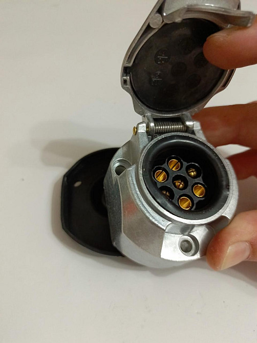 Розетка фаркопа Knott мама на легковий причіп метал Баришівка - зображення 1