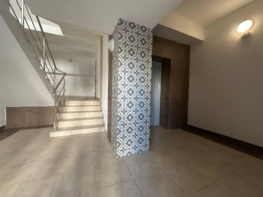 Дві кімнати + кухня 8,5 м², Опришівська Слобода Ивано-Франковск - изображение 3