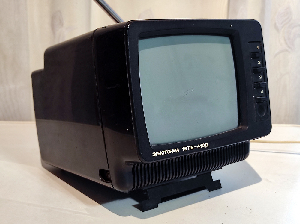 Телевізор Электроника 16ТБ-410Д(чорно-білий)CCCР Самбір - зображення 1
