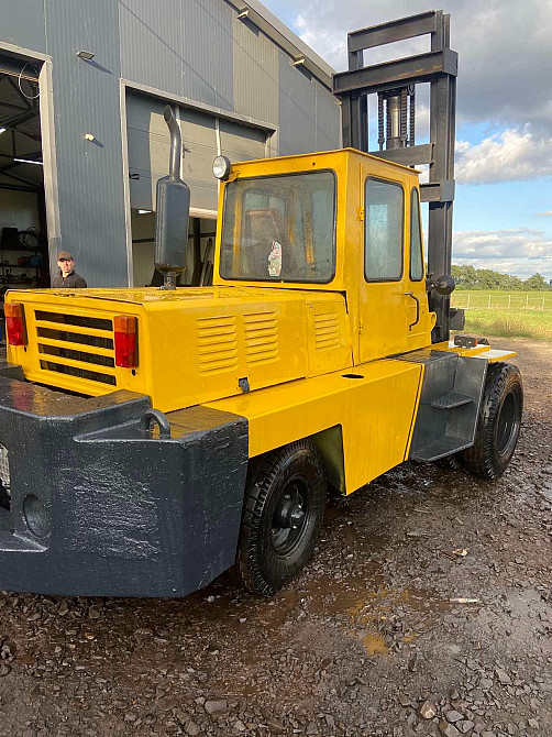 Продам Львівський навантажувач дизельний двигун Д240(мтз80) вантажопідйомністю 7т після повного капі Львів - зображення 3