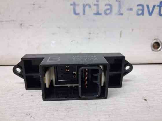 Кнопка стеклоподъемника Mitsubishi ASX GA 1.8 DIESEL 4N13 2010 (б/у) Киев