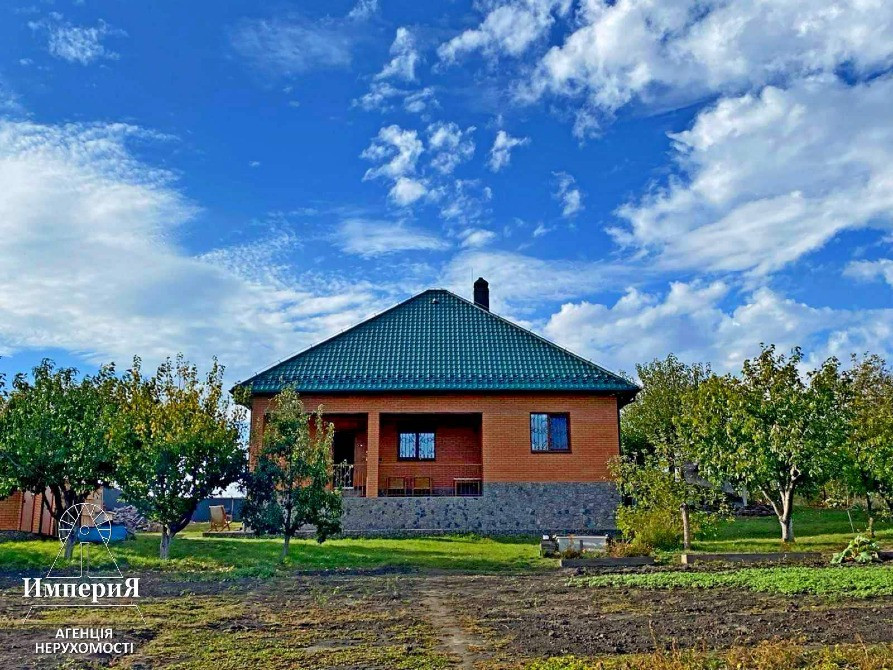 Новый дом на берегу речки с ремонтом, мебелью и техникой. Біла Церква - зображення 1