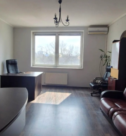 Лівобережна метро,вул Окіпної Раїси 10, офіс 90м Київ