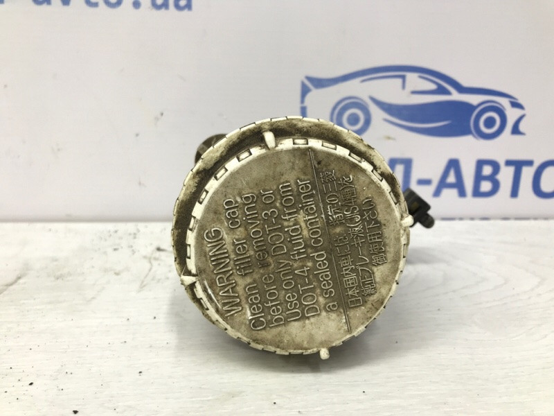 Бачок главного тормозного цилиндра Mitsubishi Pajero Sport K9 2.5 DIESEL 4D56 1996 (б/у) Київ - зображення 2