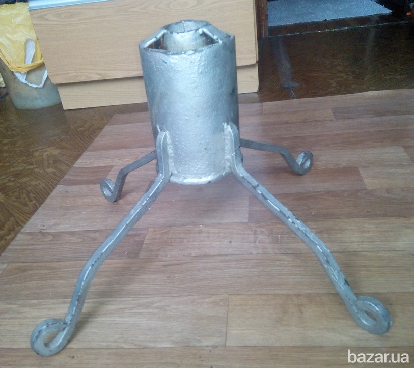 Підставка під ялинку підлогова з резервуаром для води. Львов - изображение 1