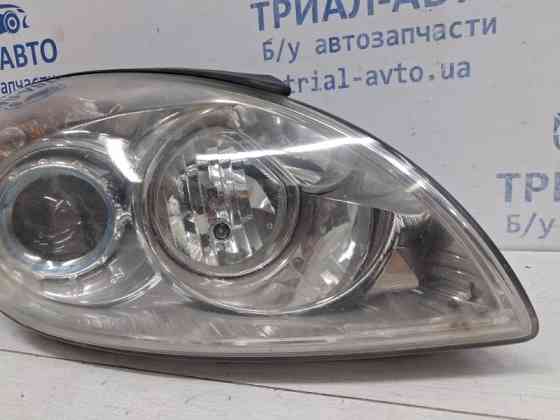 Фара правая галоген Hyundai I30 FD 1.6 DIESEL D4FB 2007 (б/у) Київ