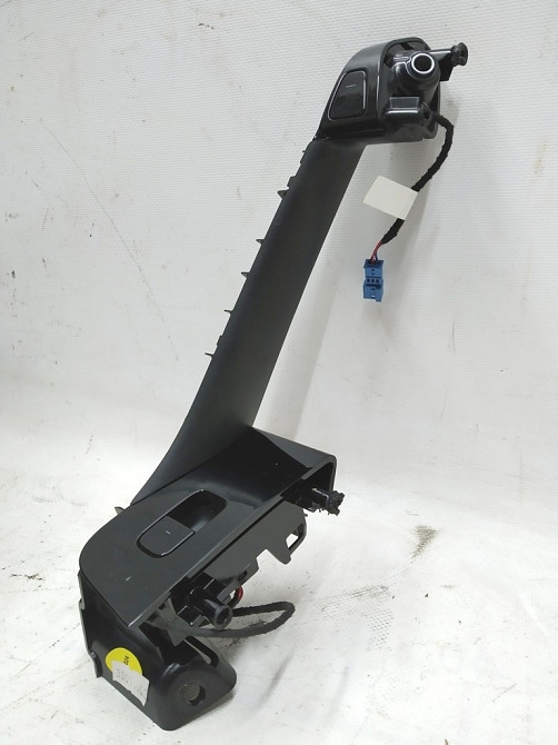 1Каркас ручки двери внутренней передней правой в сборе с блоком управления Tesla model 3 1090411-01- Київ - зображення 1